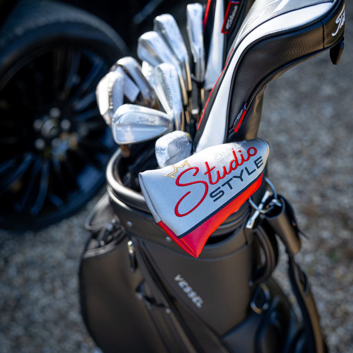 WIN RANGE ROVER SPORT HSE DYNAMIC BLACK D MHEV + £3K TITLEIST MEGA BUNDLE + £2.5K CASH #1 - Image 4