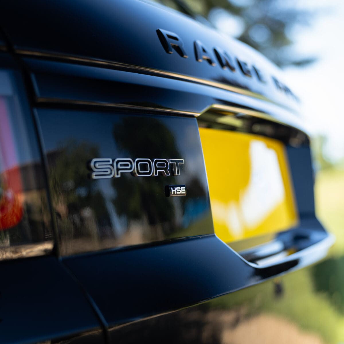 WIN RANGE ROVER SPORT HSE DYNAMIC BLACK D MHEV + £3K TITLEIST MEGA BUNDLE + £2.5K CASH #1 - Image 8